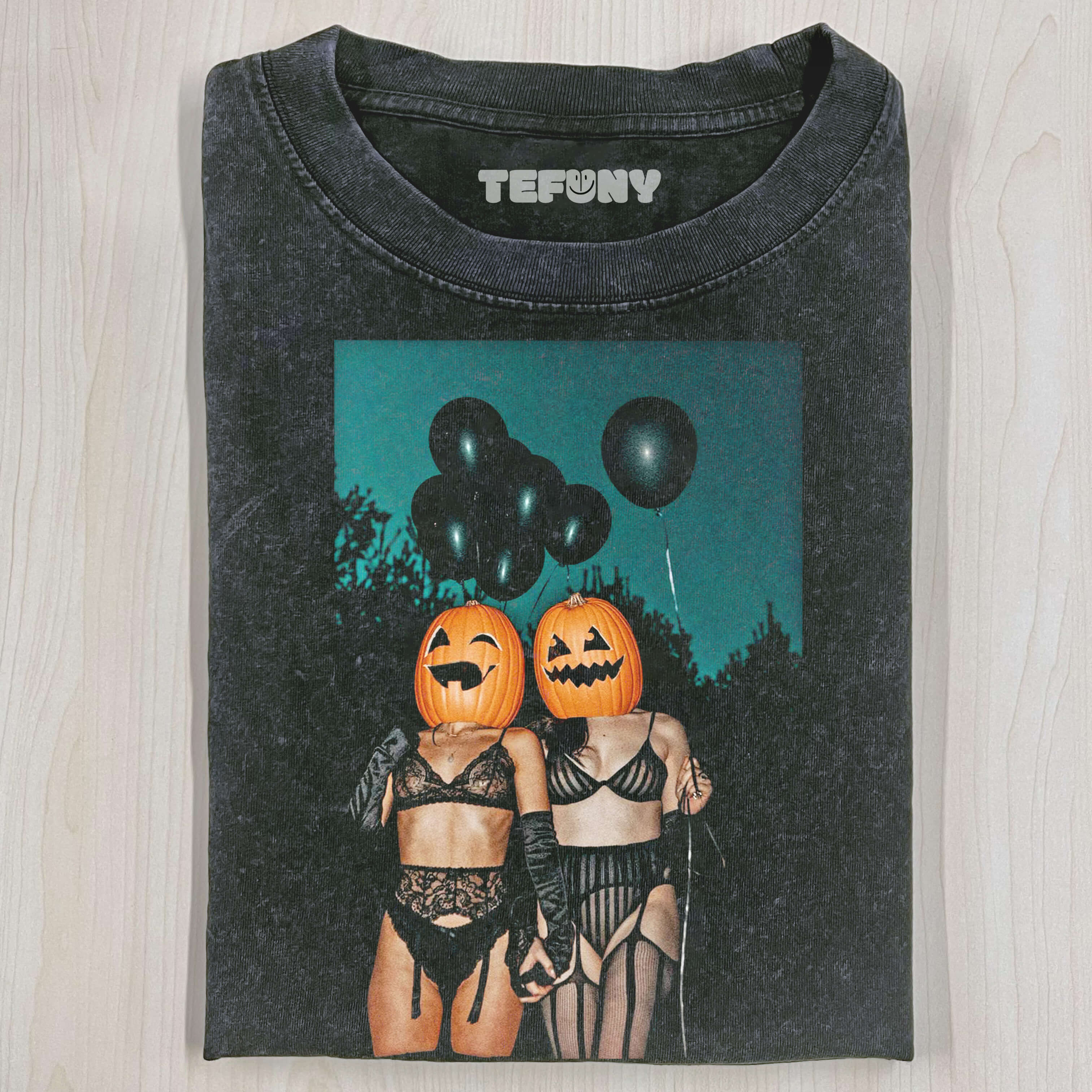 SEXY WOMAN WITH A PUMPKIN HEAD T-SHIRT]
