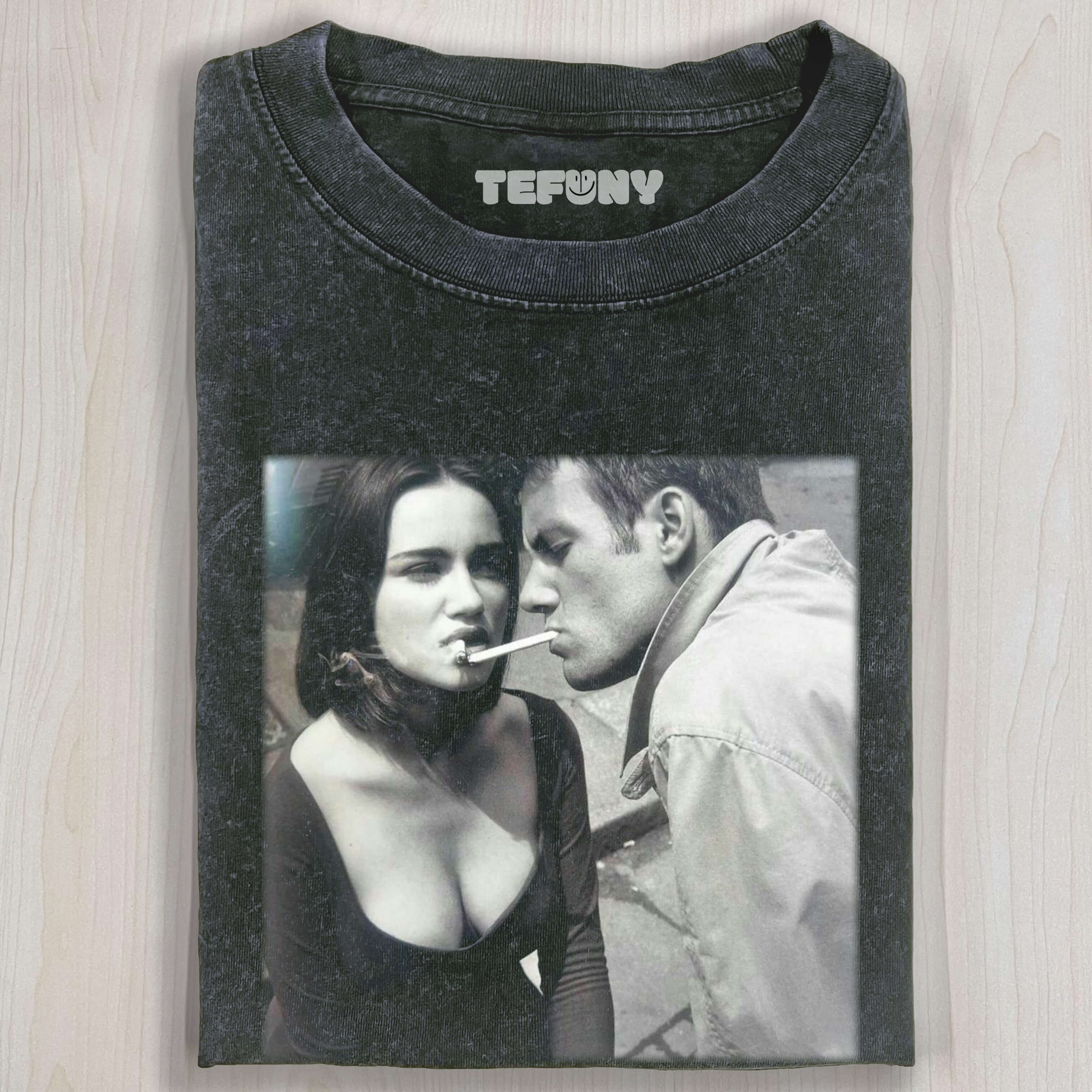 SMOKING MEN AND WOMEN T-SHIRT