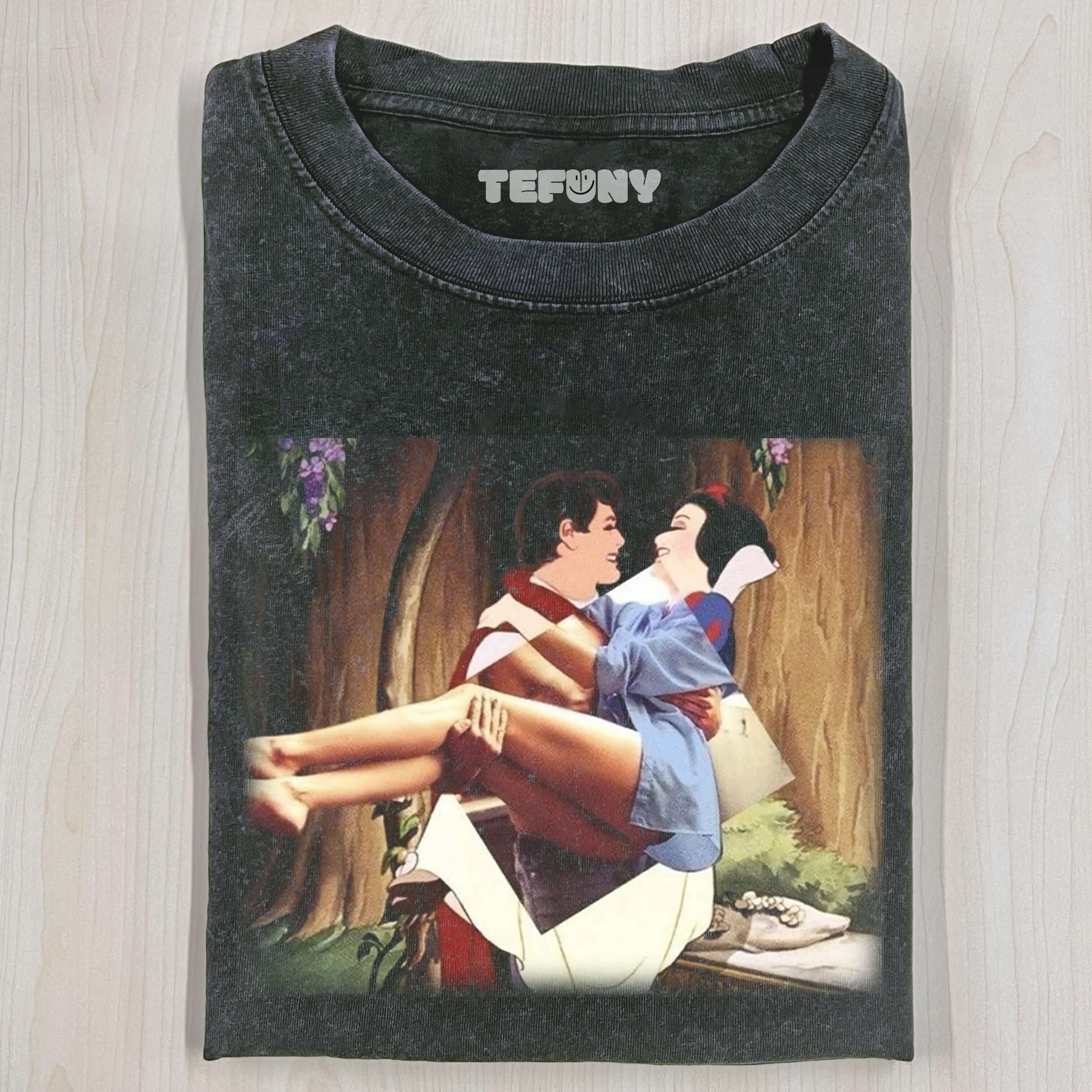 SNOW WHITE V1 T-SHIRT