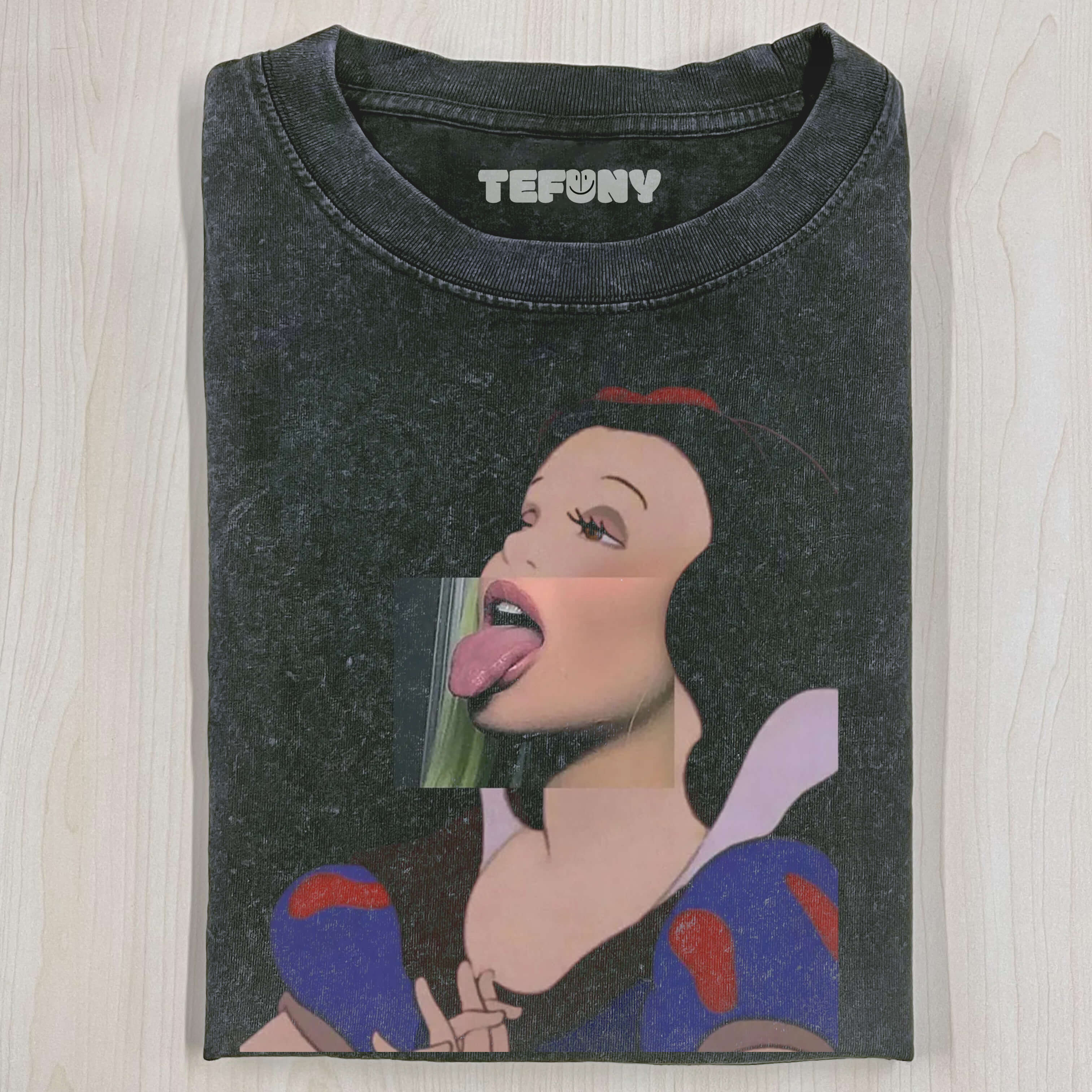 SNOW WHITE V12 T-SHIRT