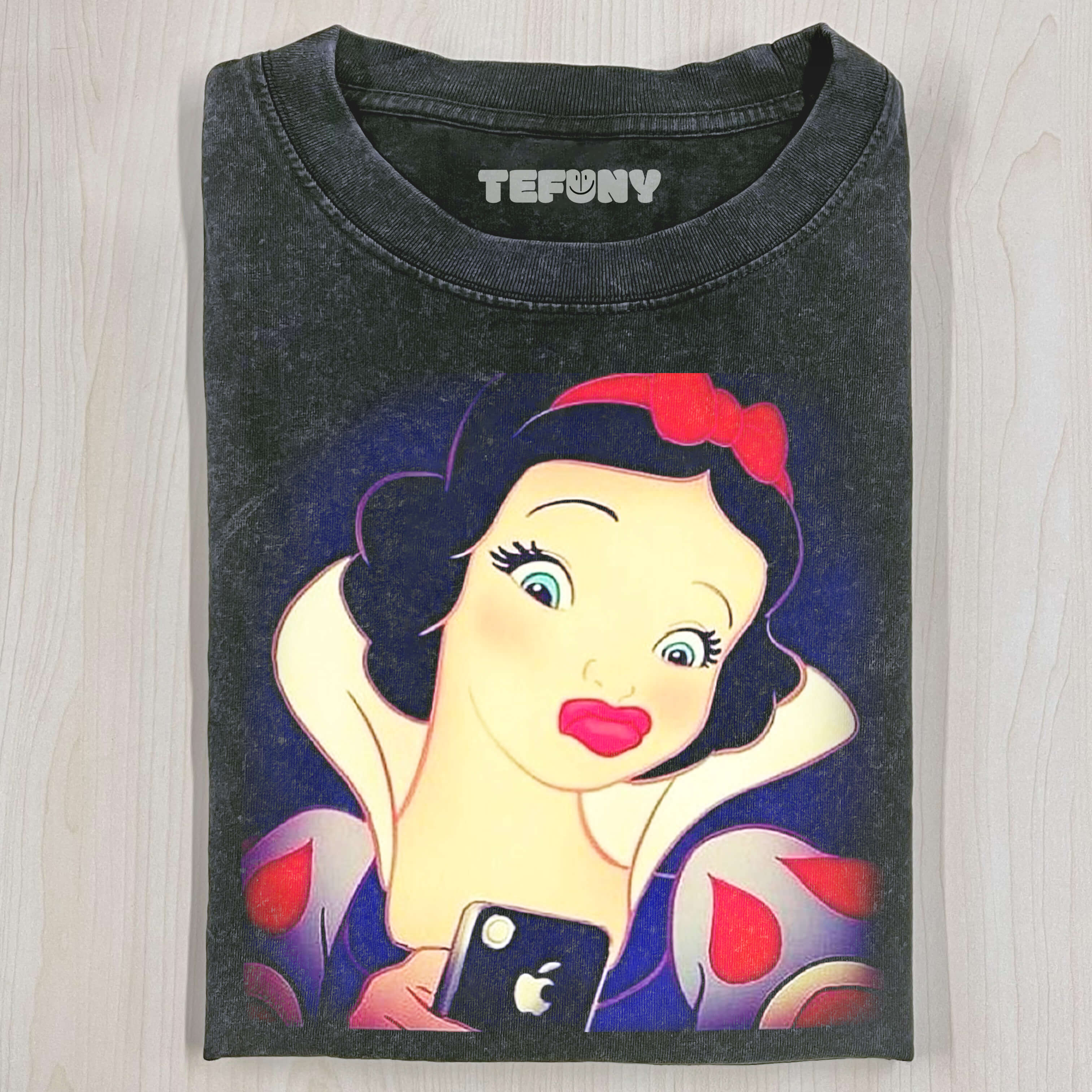 SNOW WHITE'S FEROCIOUS EXPRESSION T-SHIRT V1