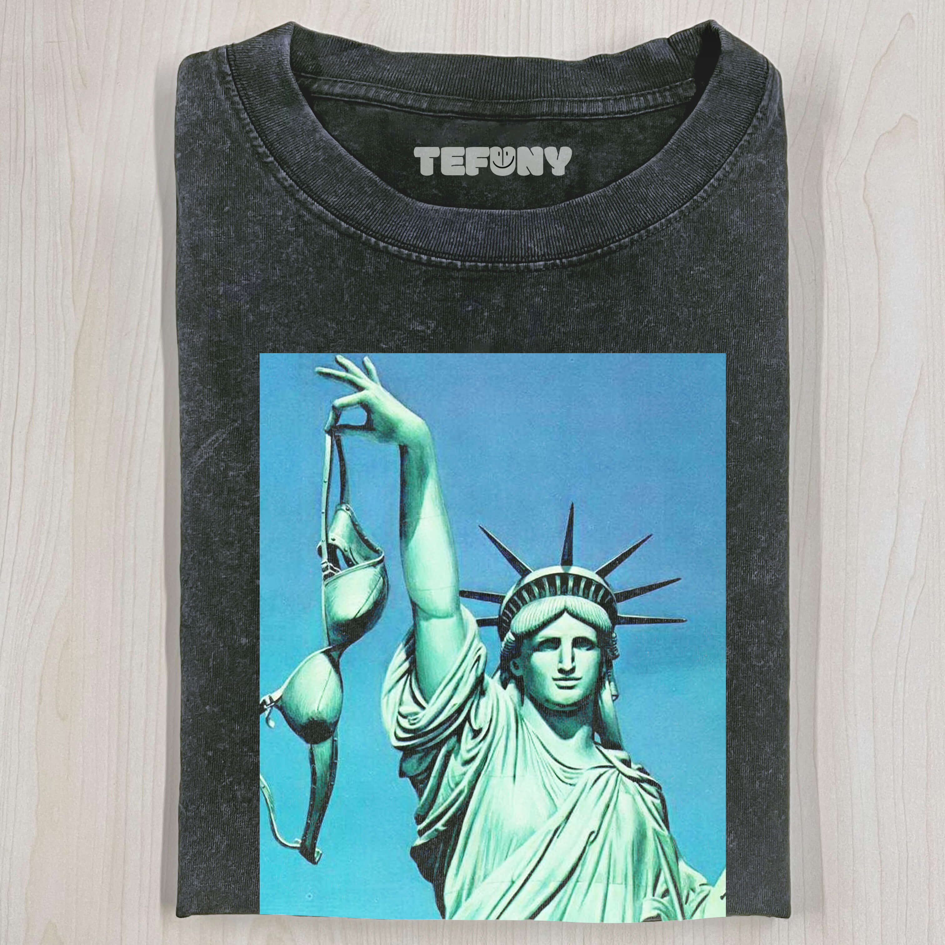 STATUE OF LIBERTY HOLDING A BRA T-SHIRT