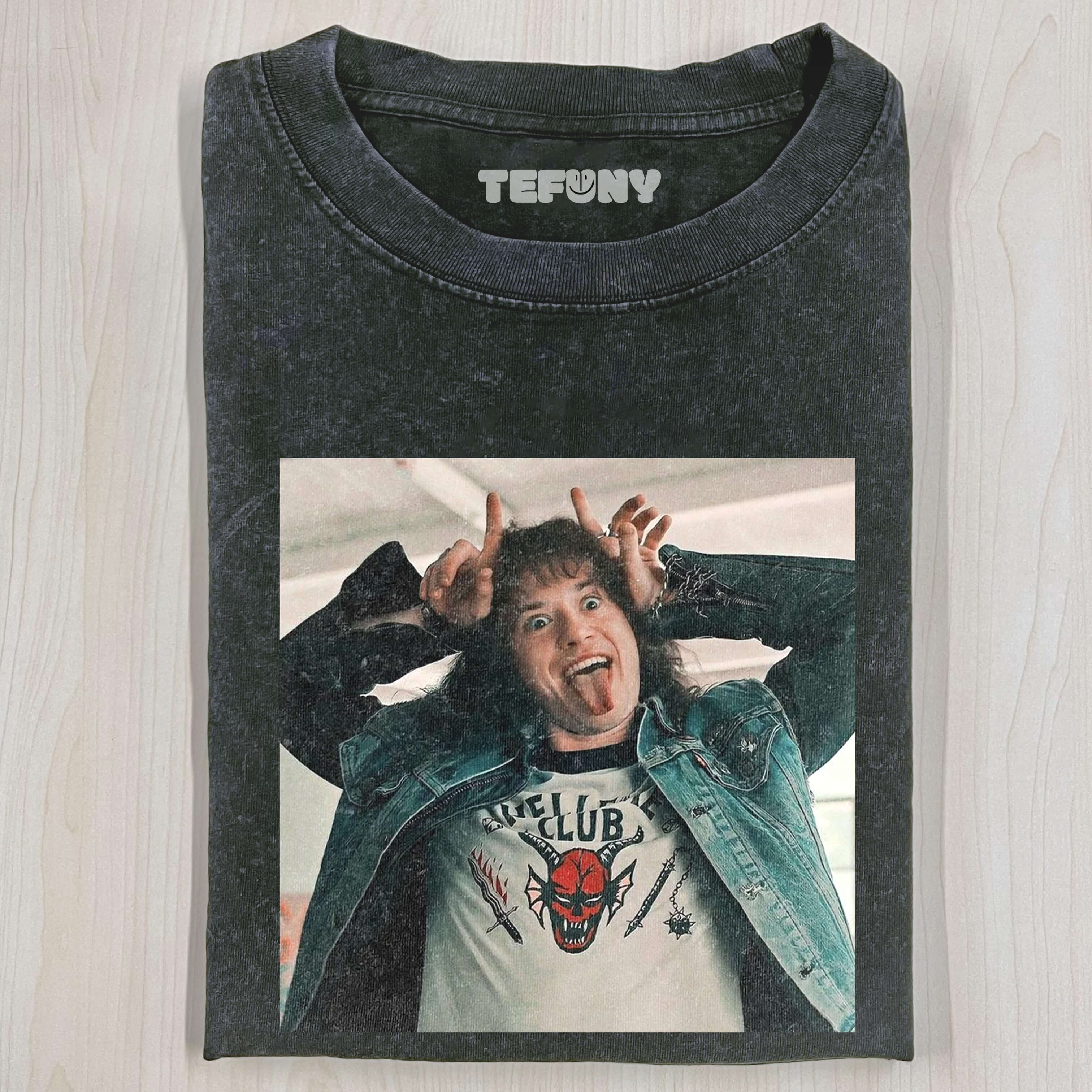 STRANGER THINGS RETRO T-SHIRT