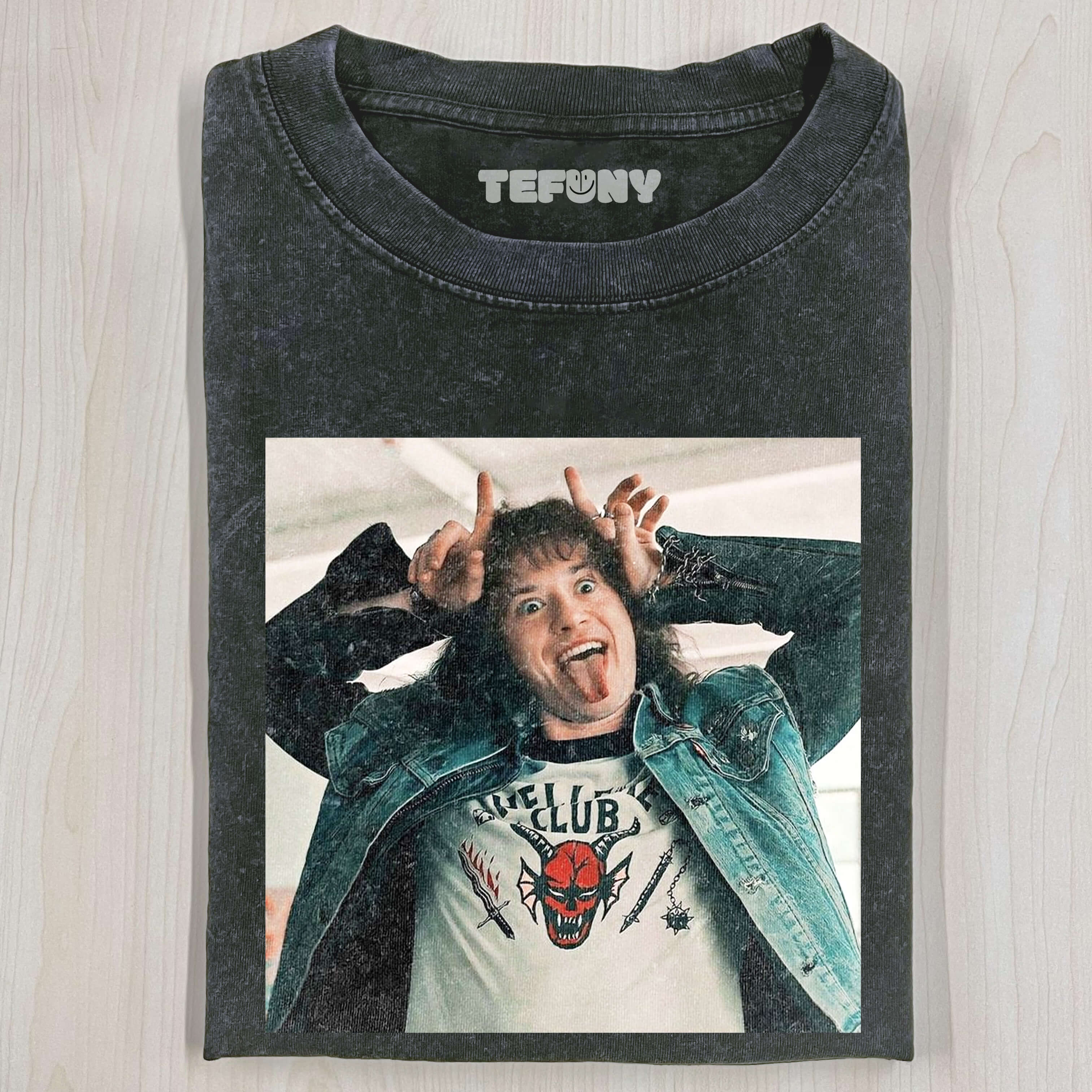 STRANGER THINGS RETRO T-SHIRT