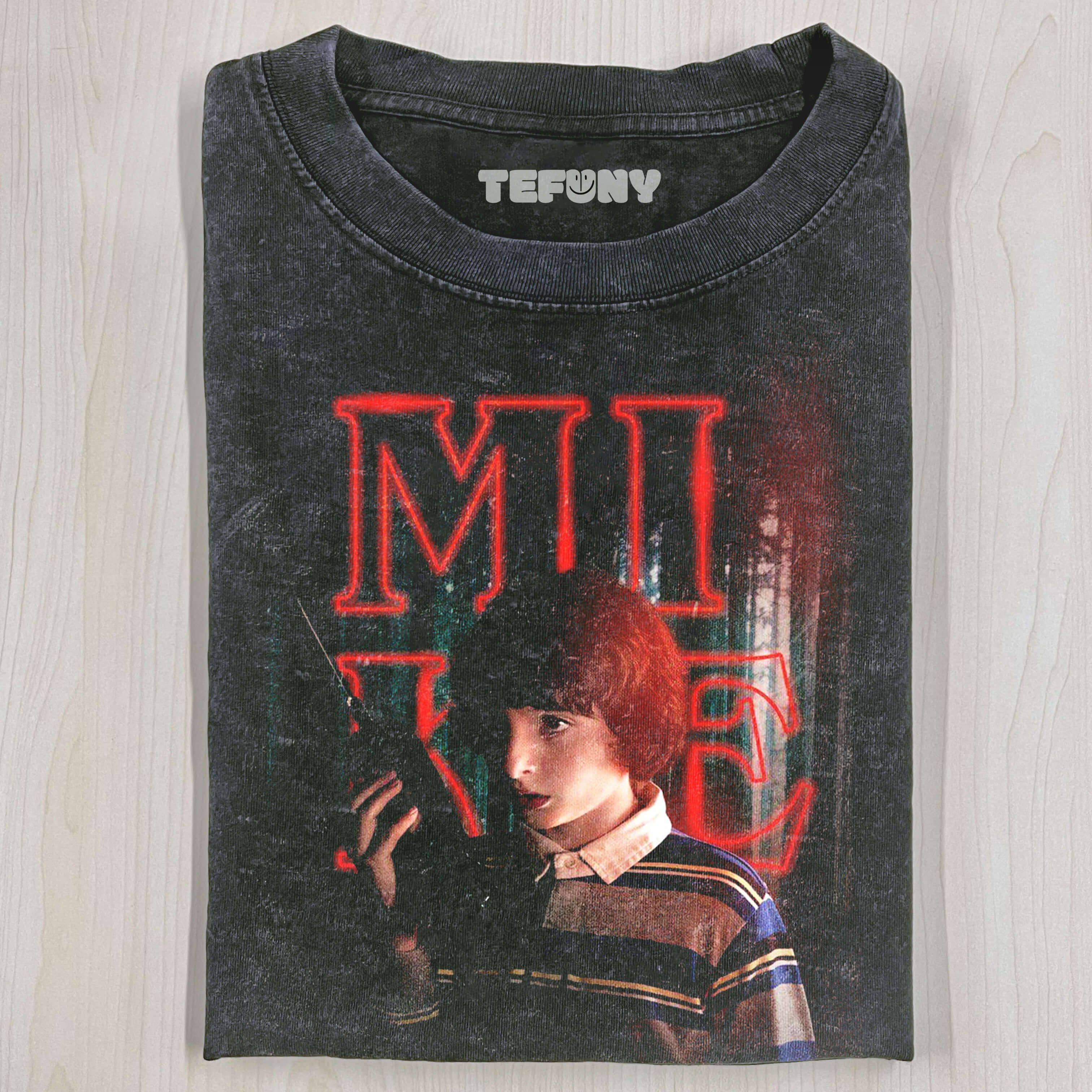 STRANGER THINGS RETRO T-SHIRT V2