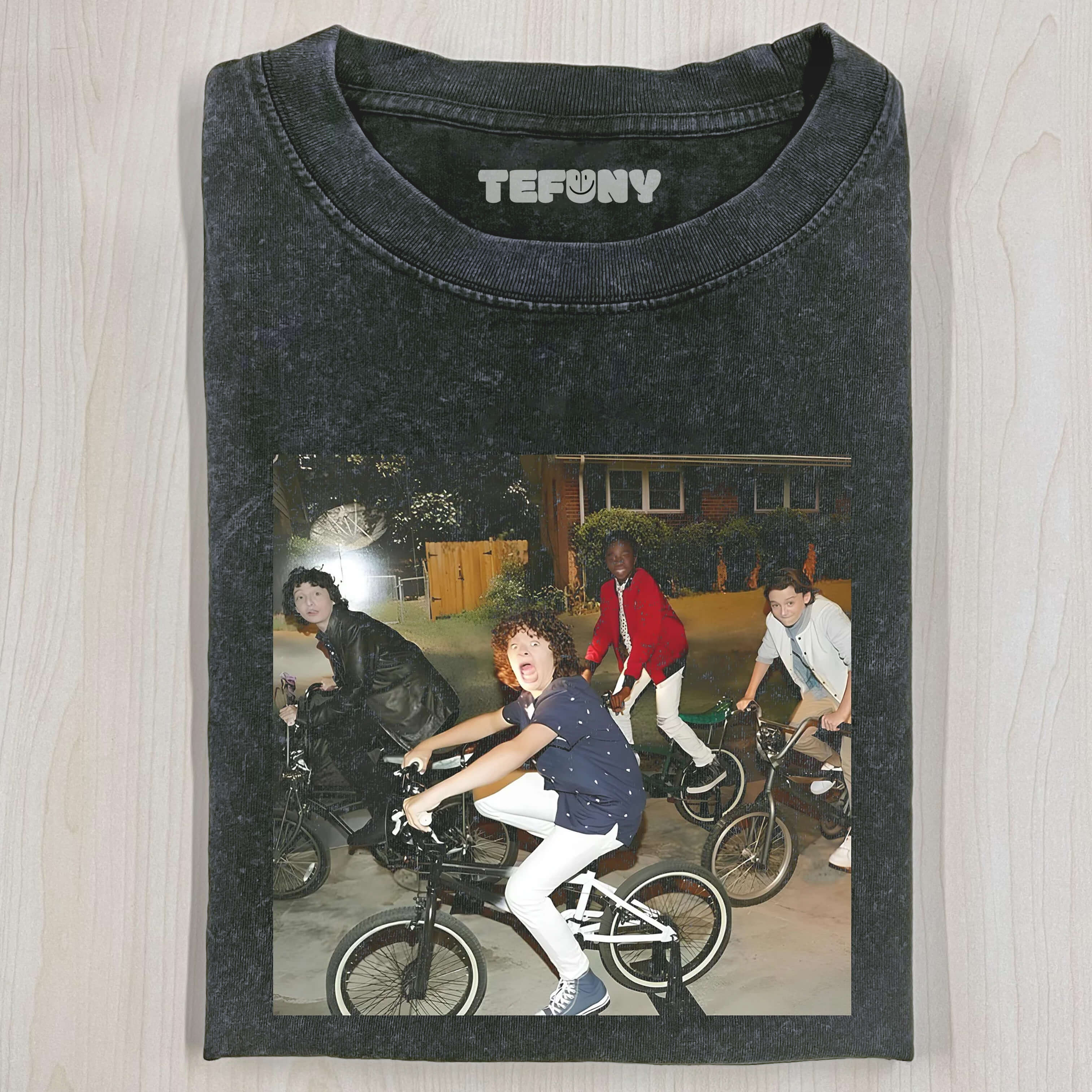 STRANGER THINGS V7 TEE