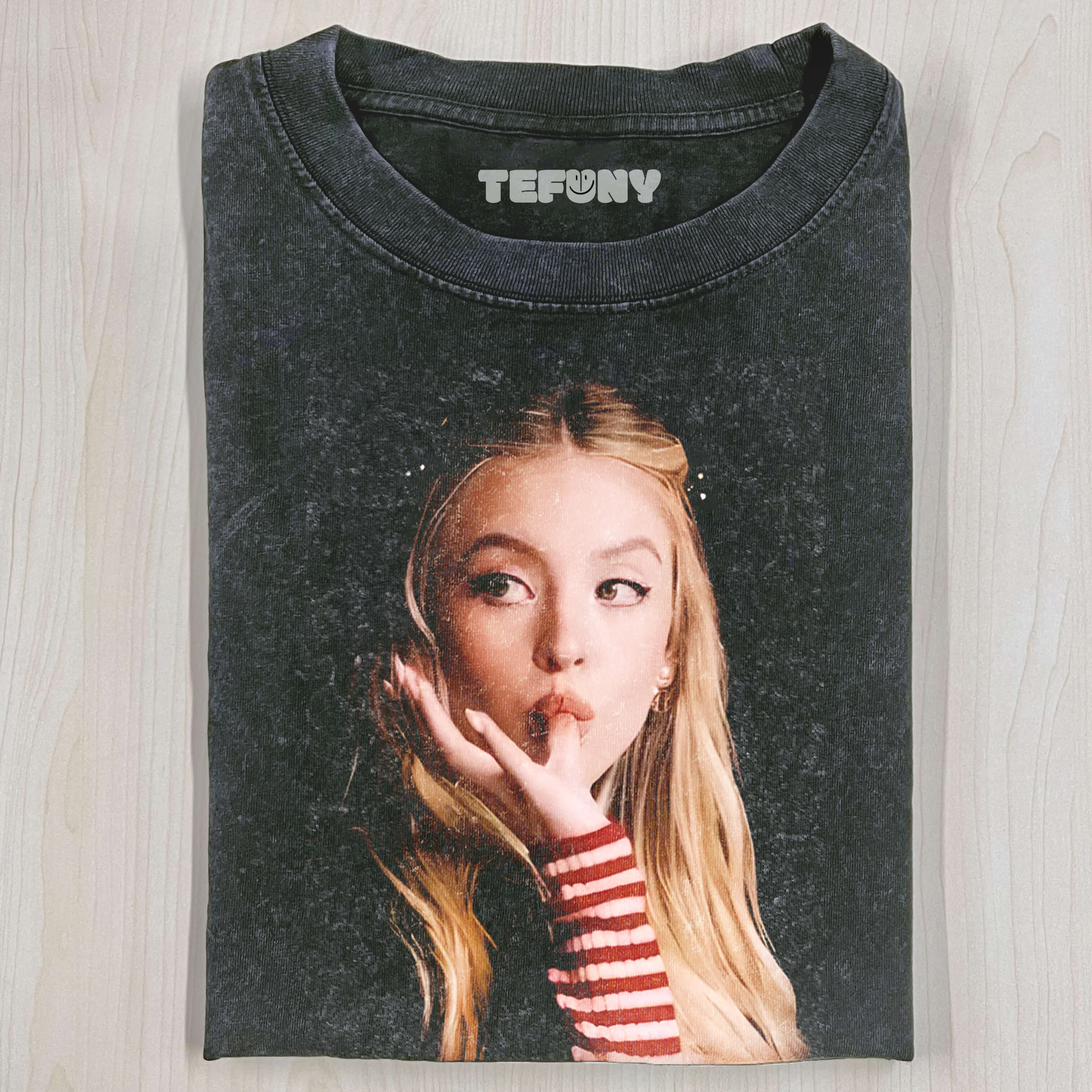 SYDNEY SWEENEY T-SHIRT V2