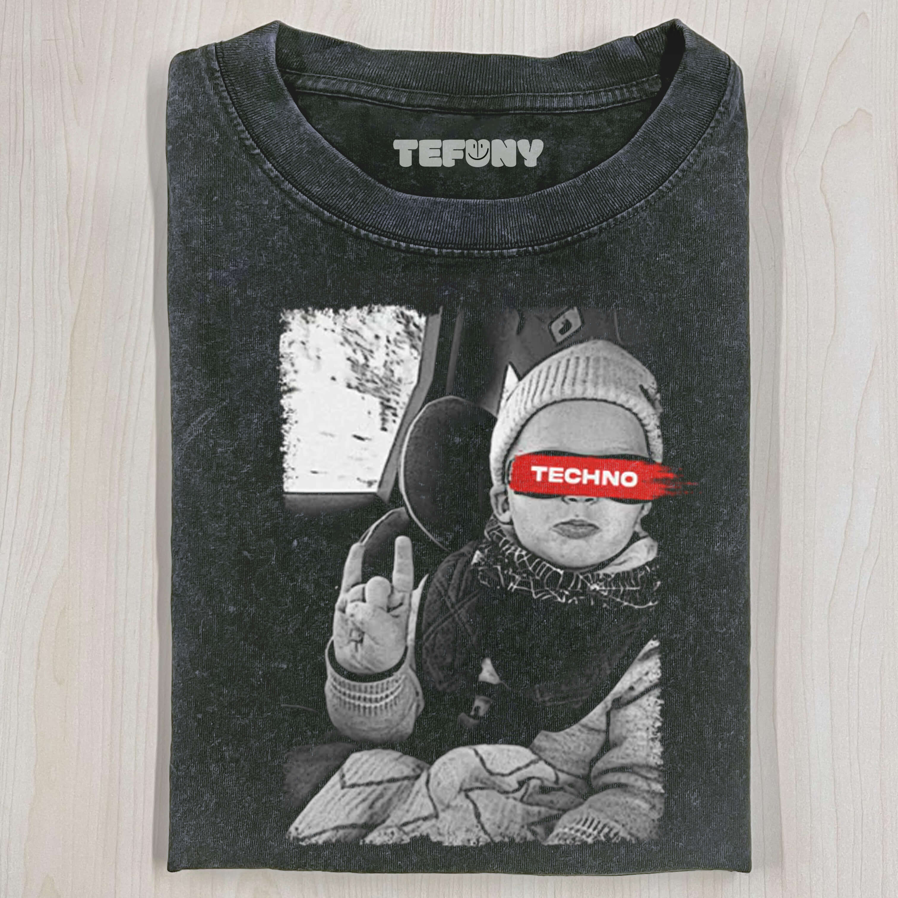 TECHNO KID - PREMIUM T-SHIRT