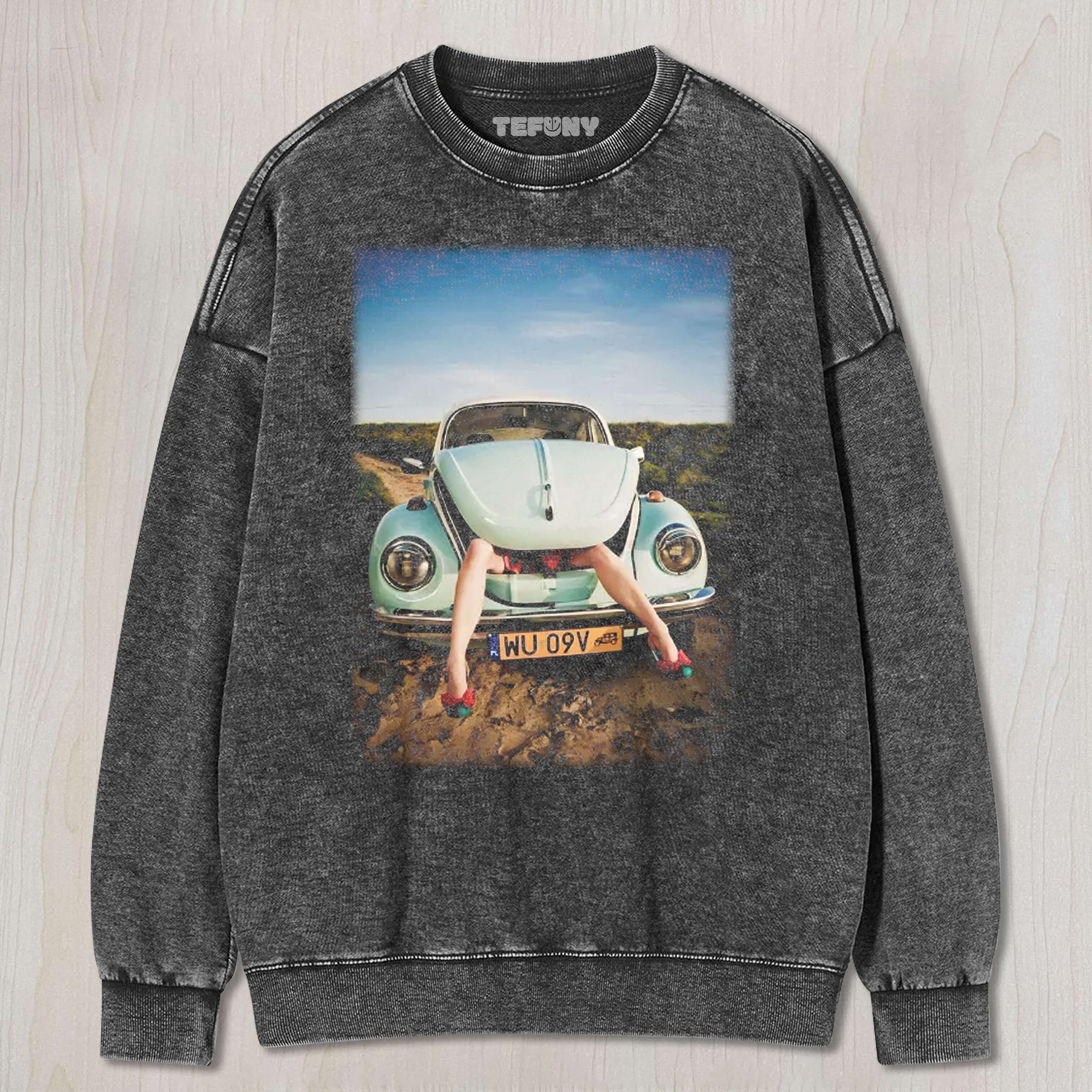 THE BEETLE CAR T-SHIRT