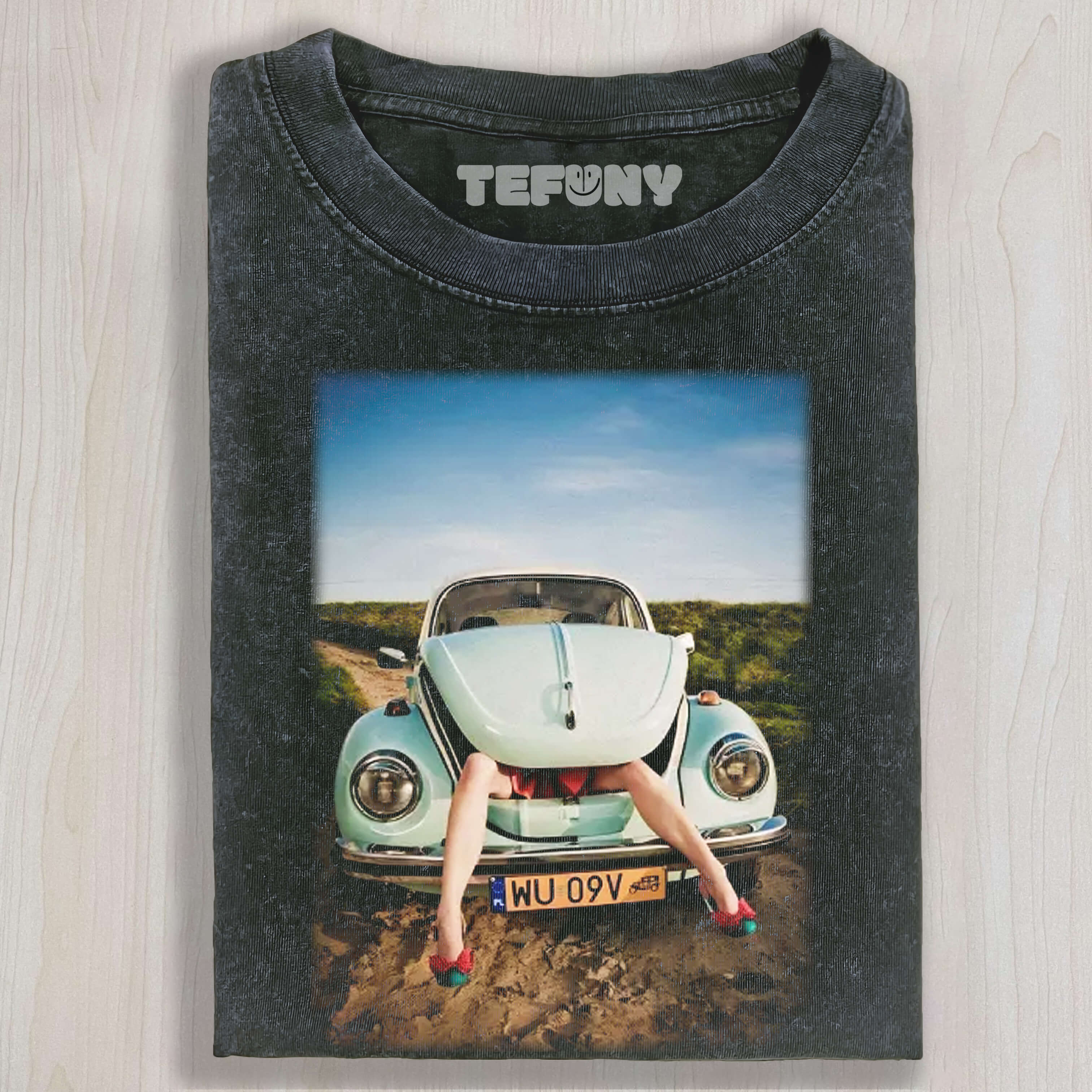 THE BEETLE CAR T-SHIRT