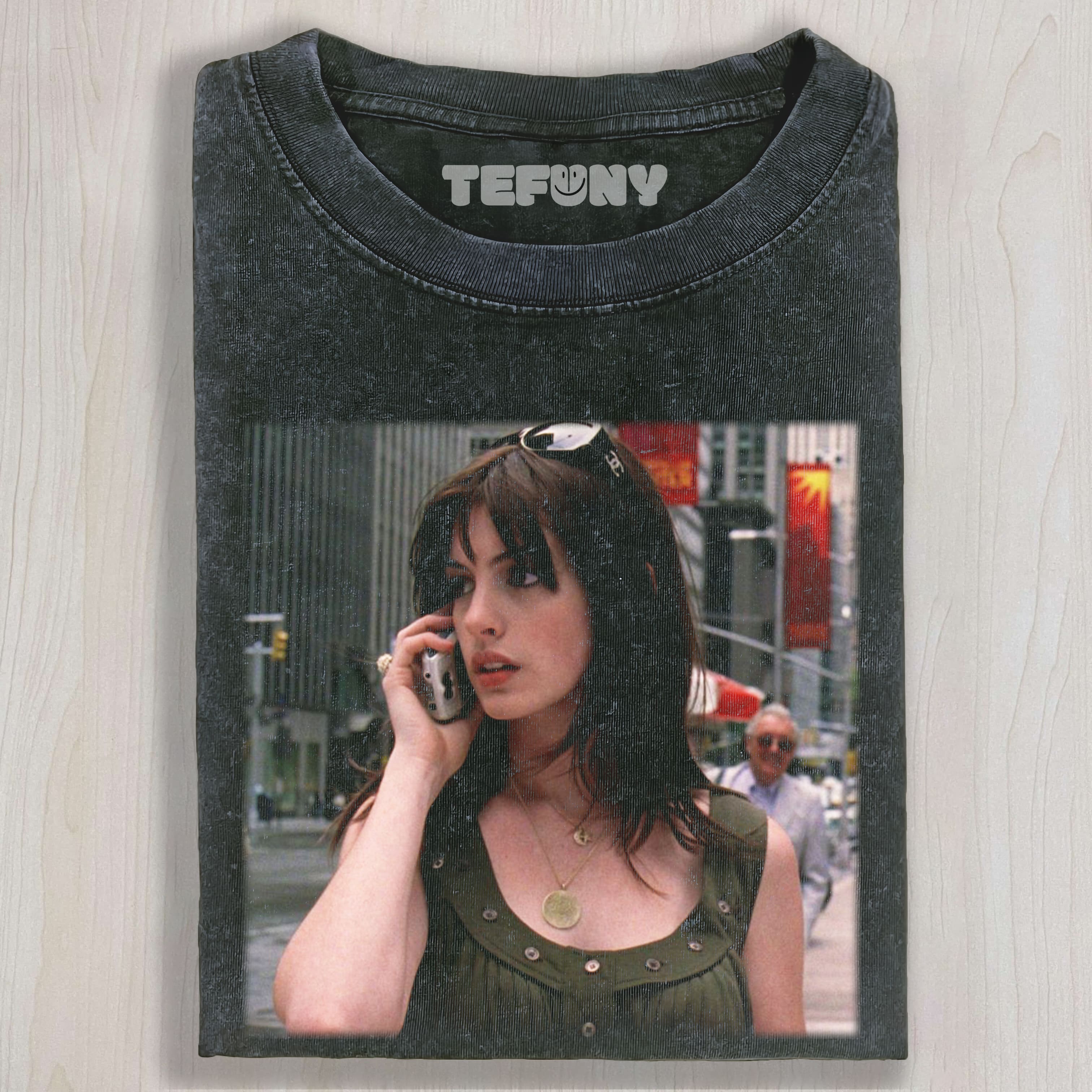 THE DEVIL WEARS PRADA ANNE HATHAWAY UNISEX TEE, TANK TOP, LAYERED LS, SWEATSHIRT & HOODIE