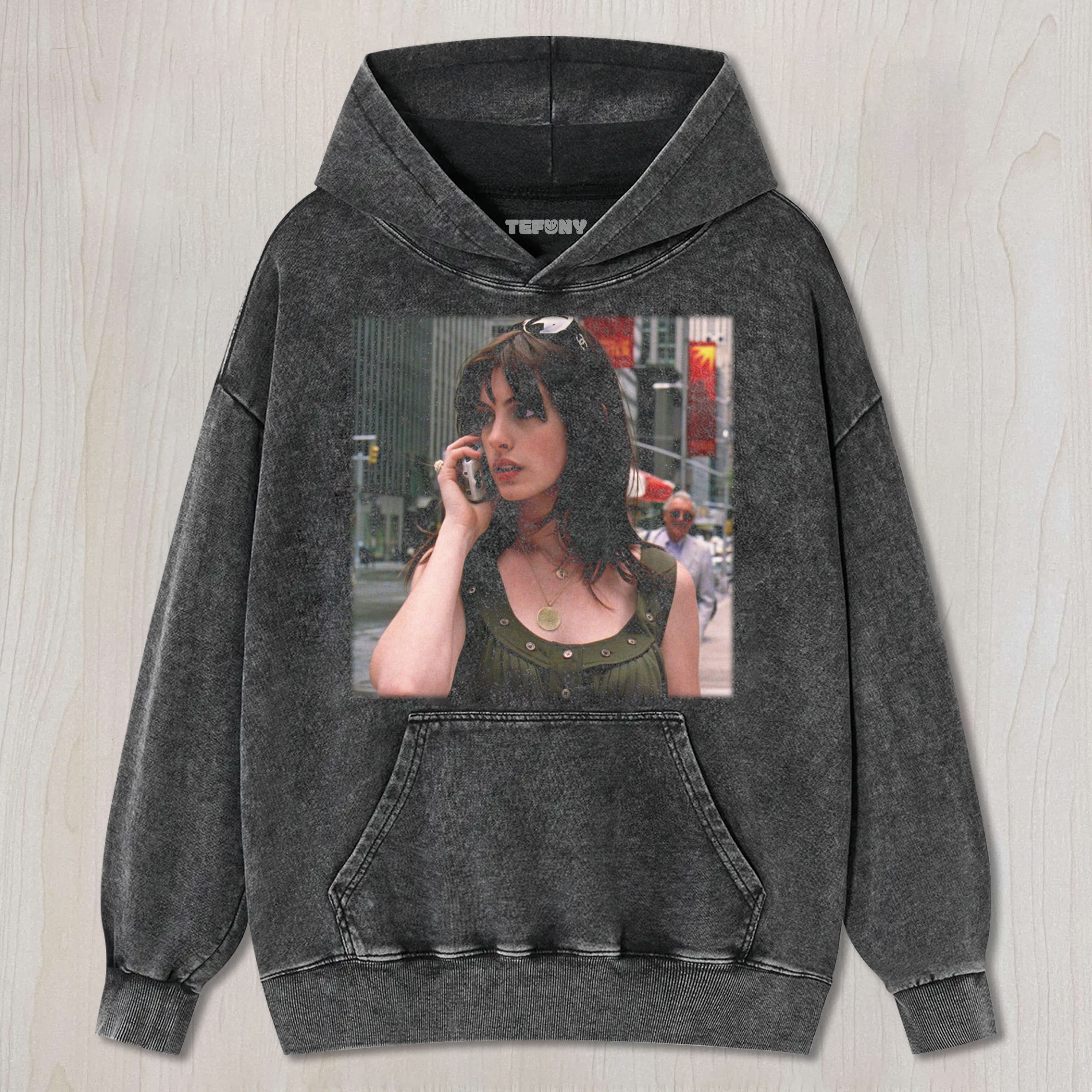 THE DEVIL WEARS PRADA ANNE HATHAWAY UNISEX TEE, TANK TOP, LAYERED LS, SWEATSHIRT & HOODIE