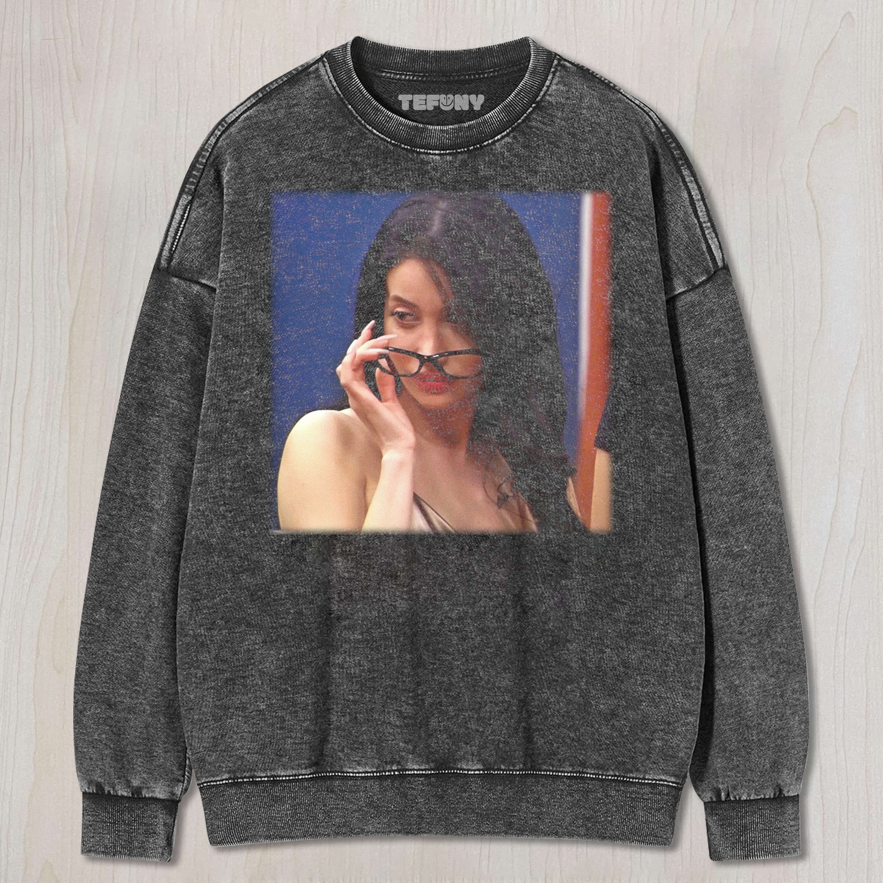 THE WOMAN WHO TOOK OFF HER GLASSES TEE & SWEAT & HOOD