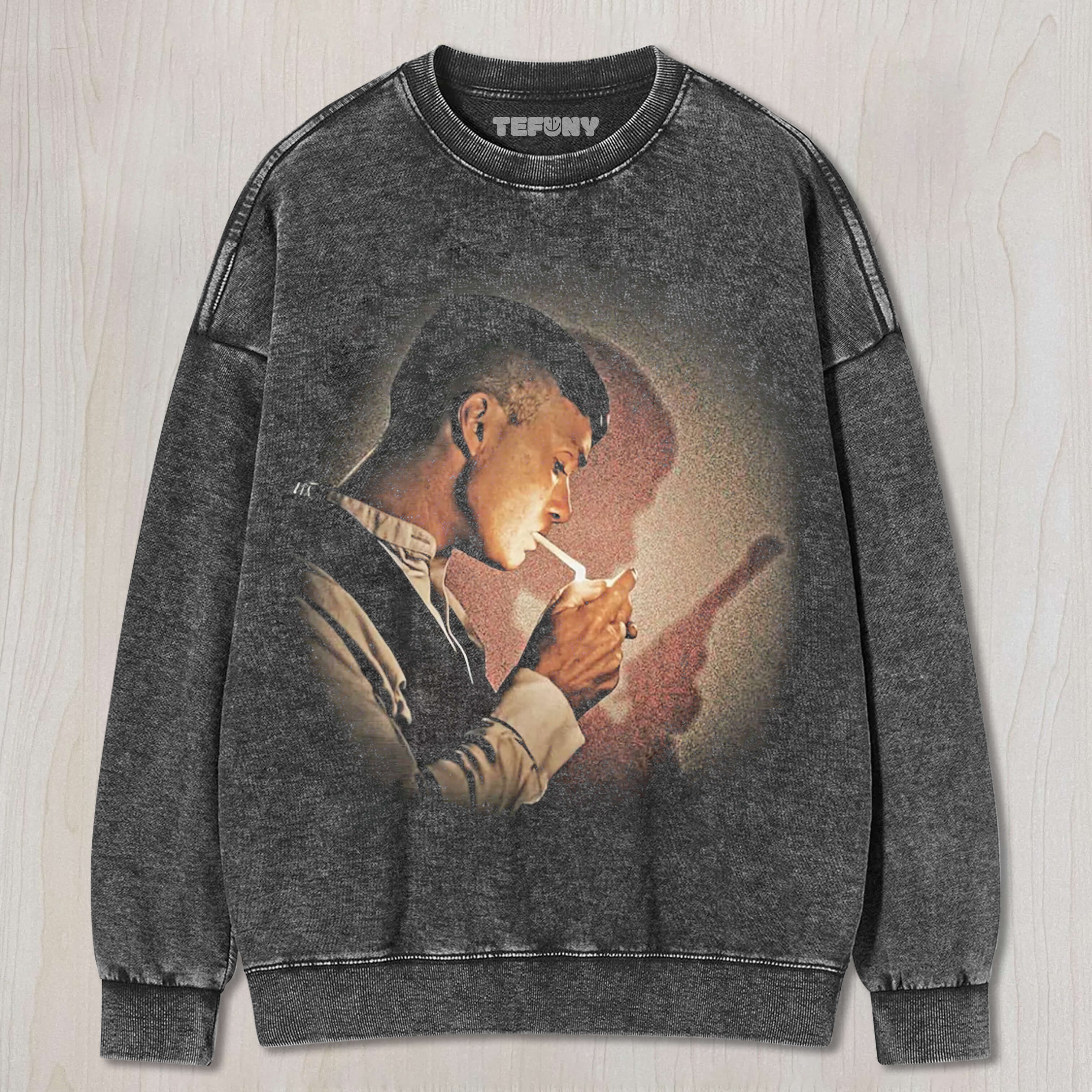 TOMMY SHELBY SMOKING T-SHIRT