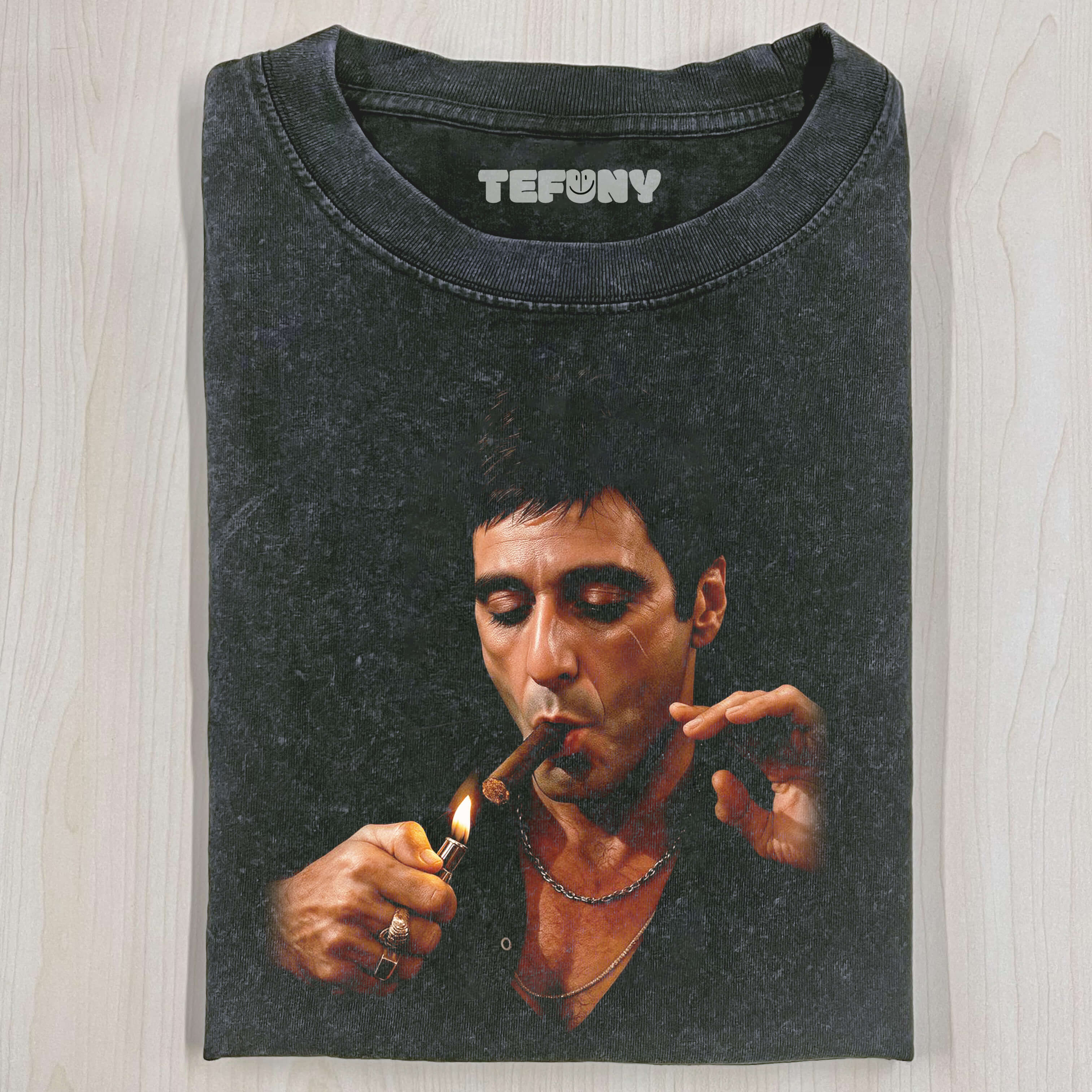TONY MONTANA SMOKES T-SHIRT