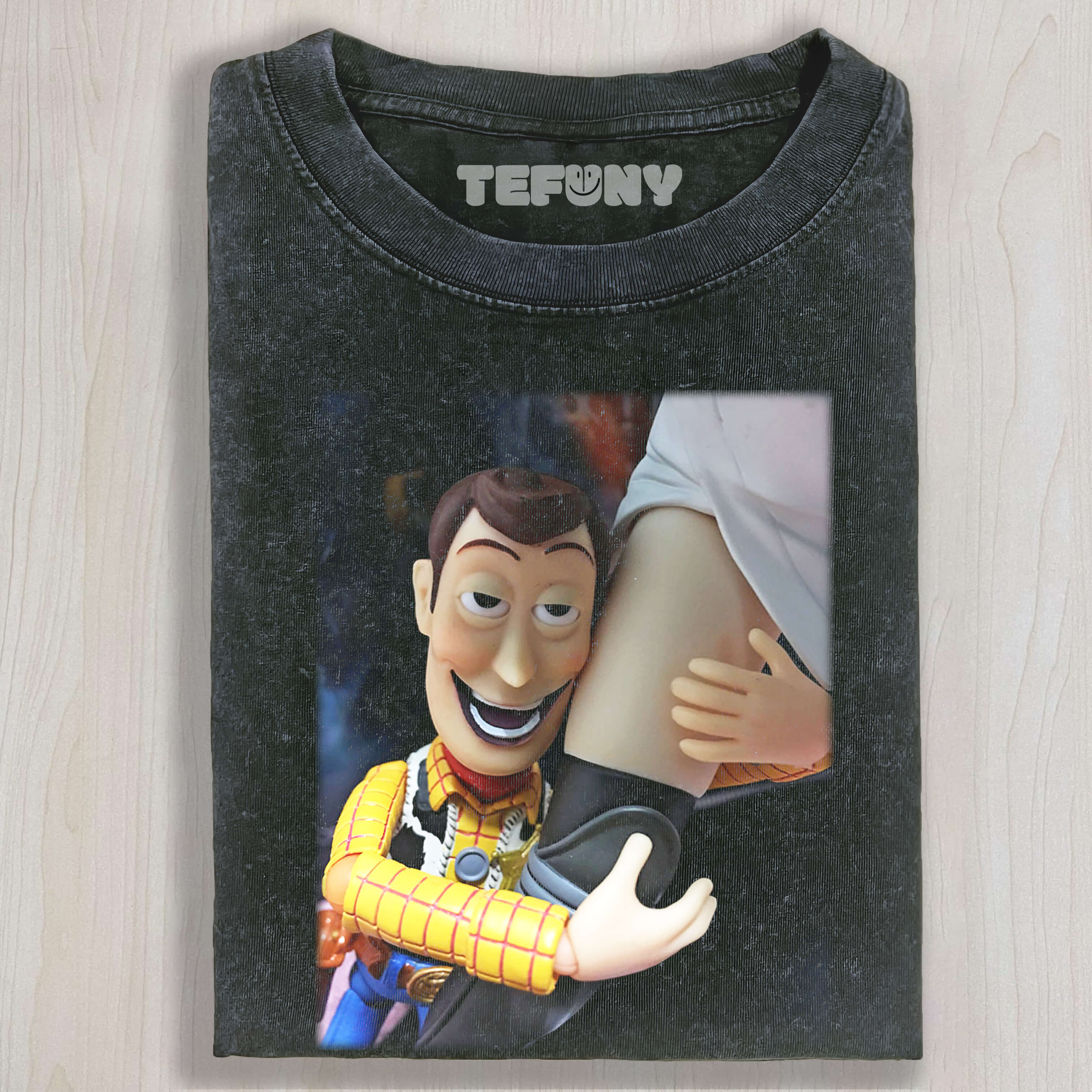 TOY STORY WOODY HUGGING ONE LEG TEE & SWEAT & HOOD