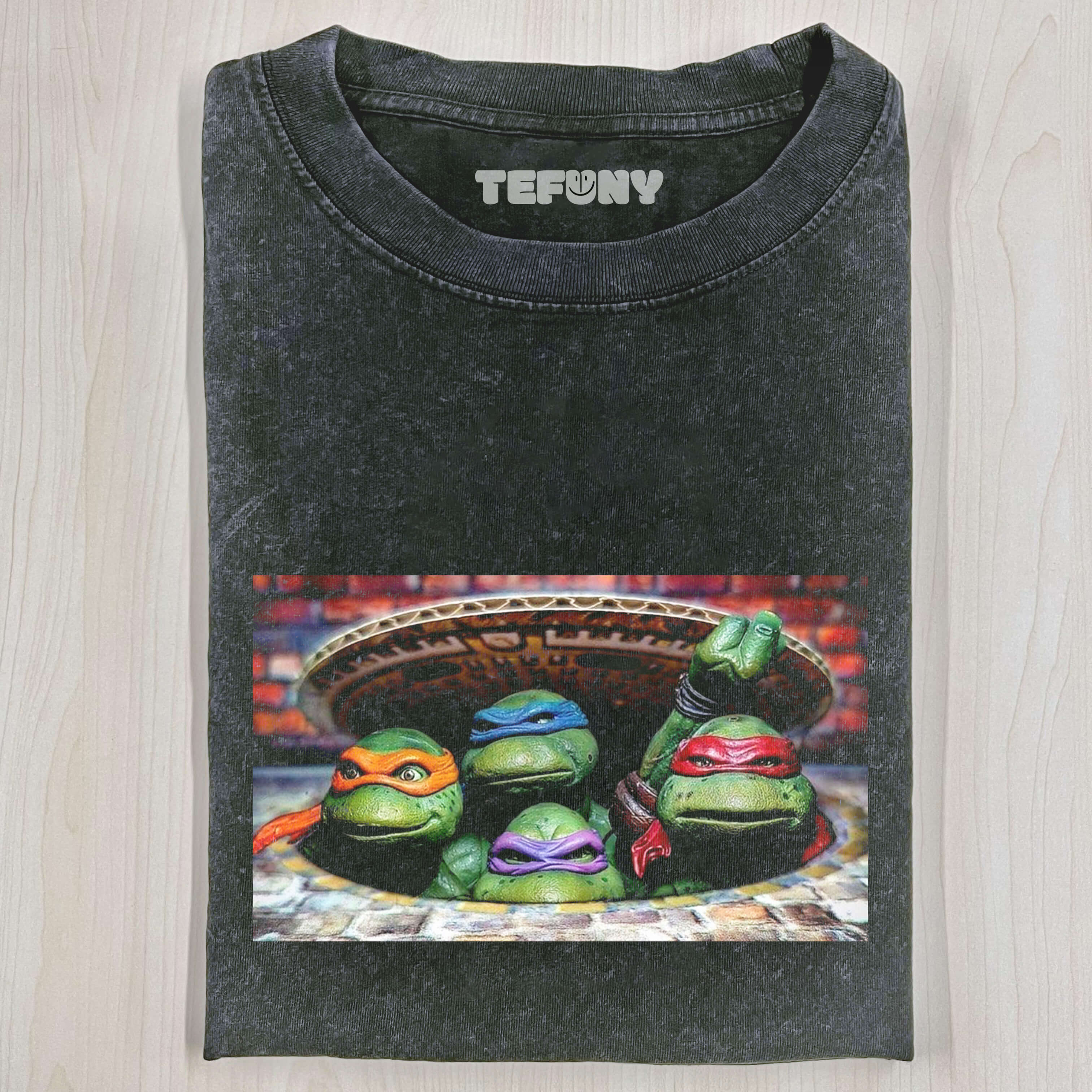 TTEENAGE MUTANT NINJA TURTLES SEWER T-SHIRT