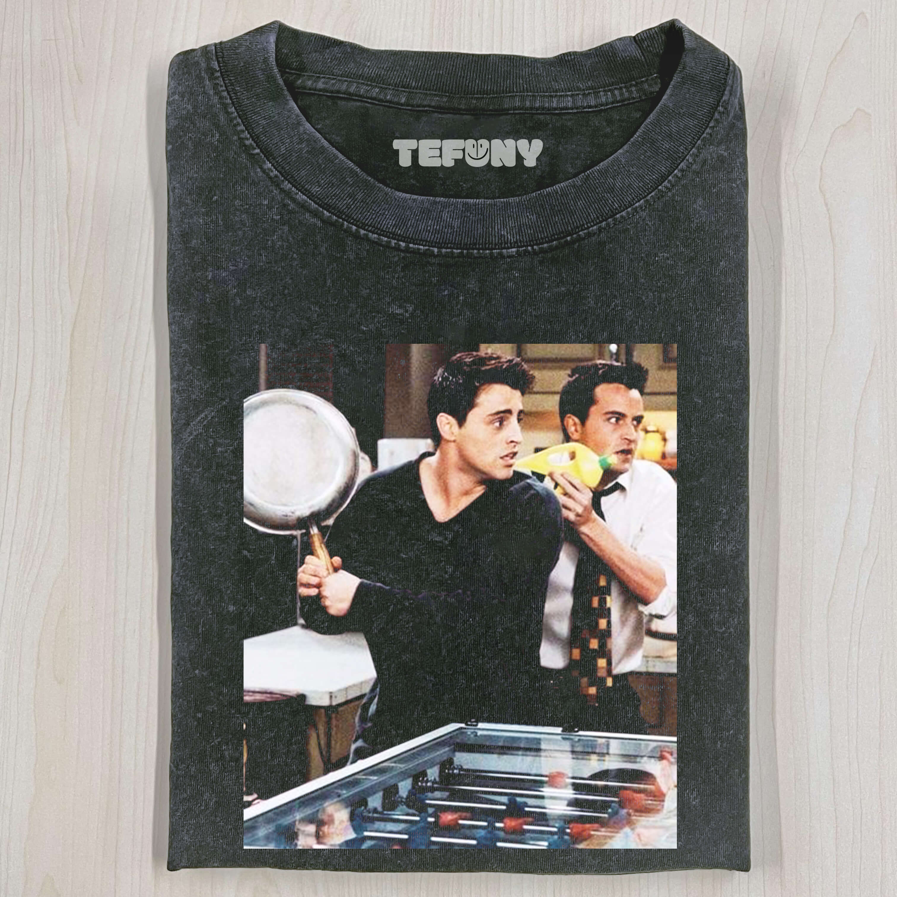 VINTAGE FRIENDS T-SHIRT
