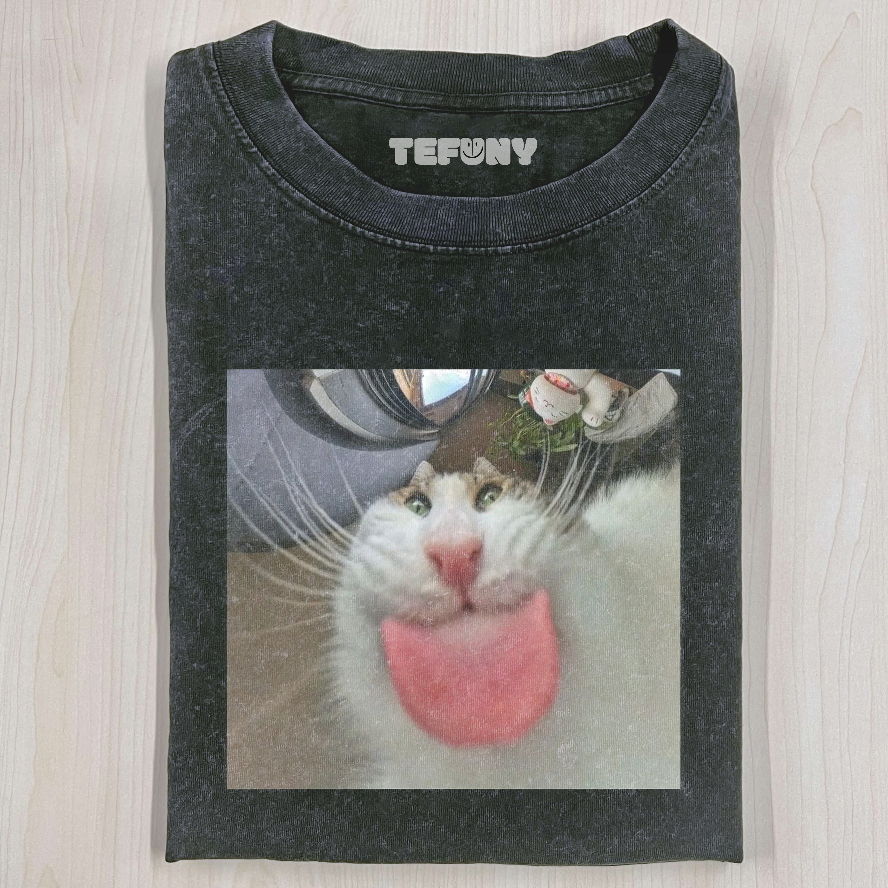 WACKY CAT BE T-SHIRT