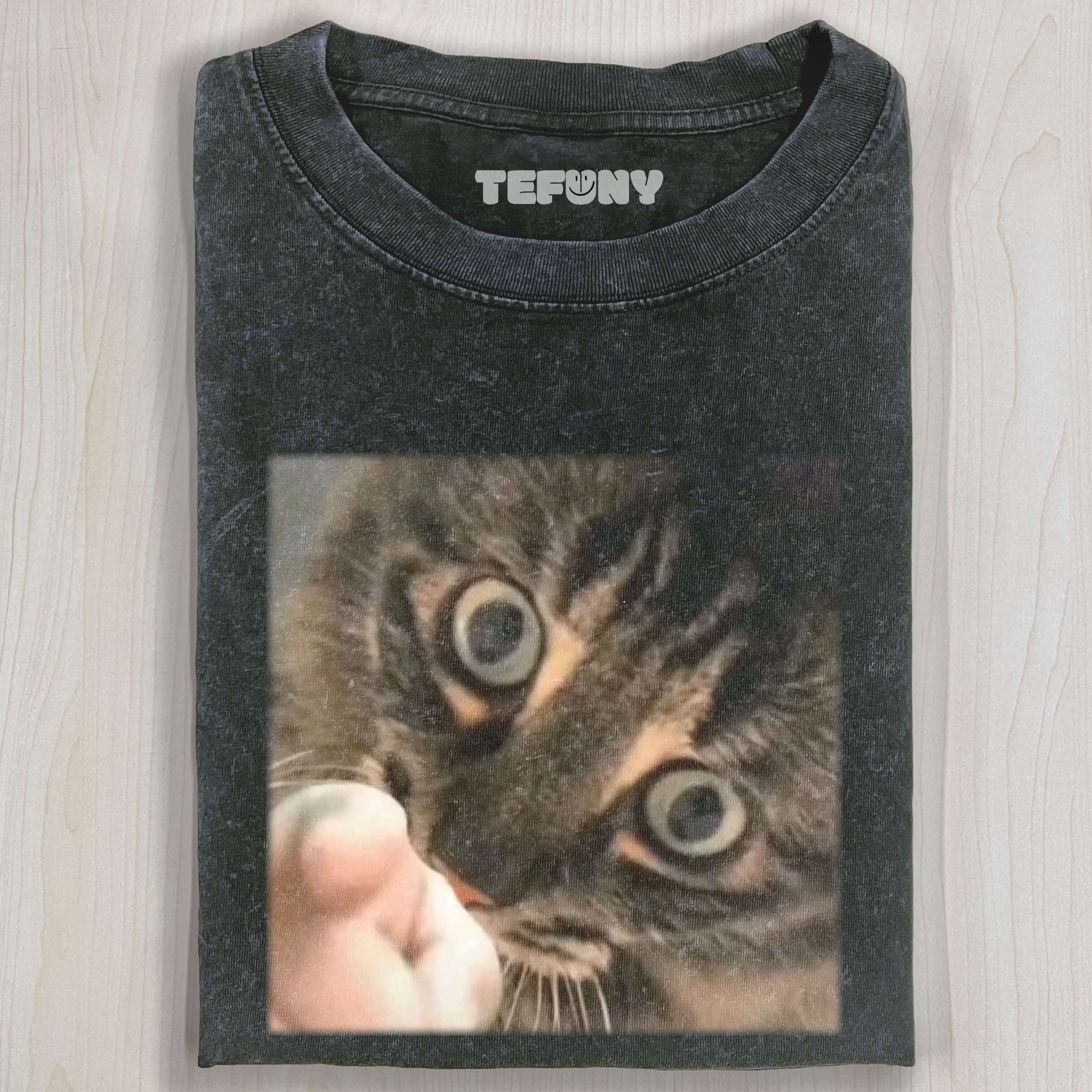 WACKY CAT Q8 T-SHIRT