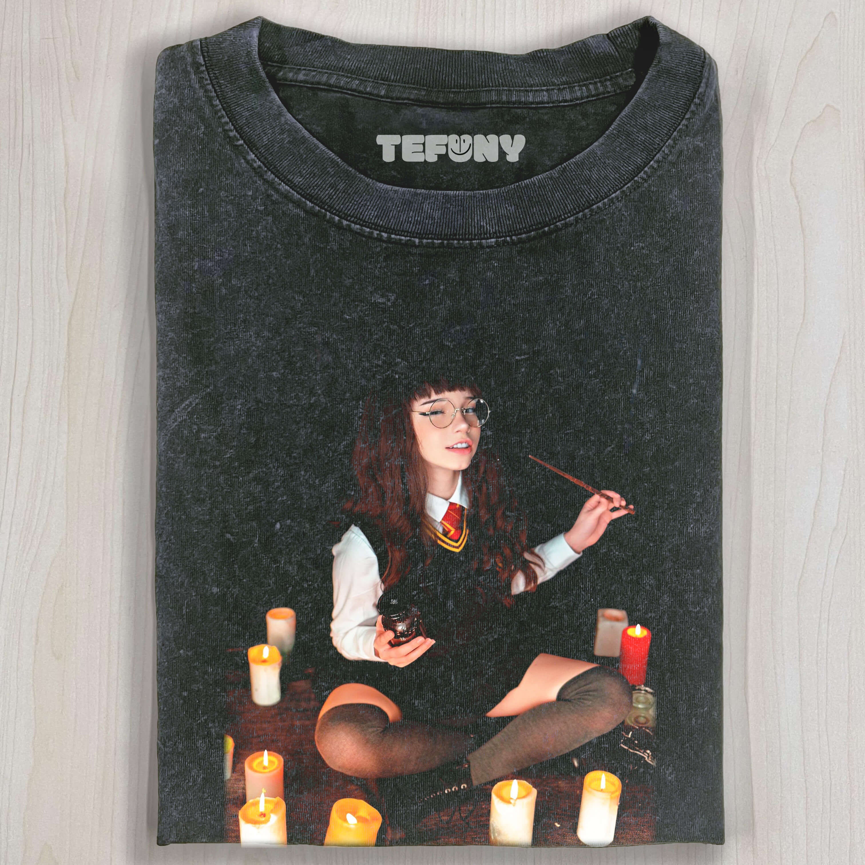 WITCH BEAUTY T-SHIRT
