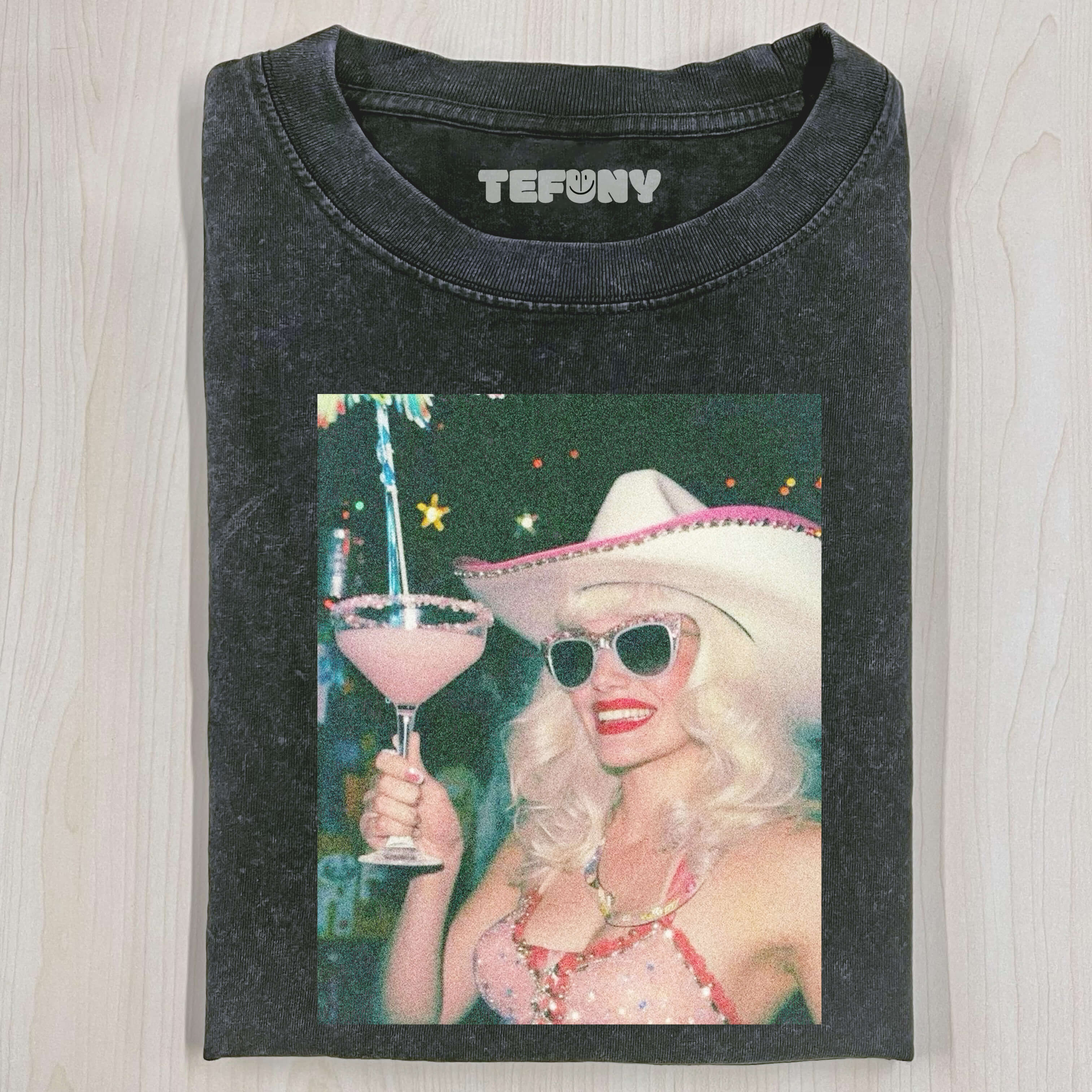 WOMAN HOLDING DRINK T-SHIRT