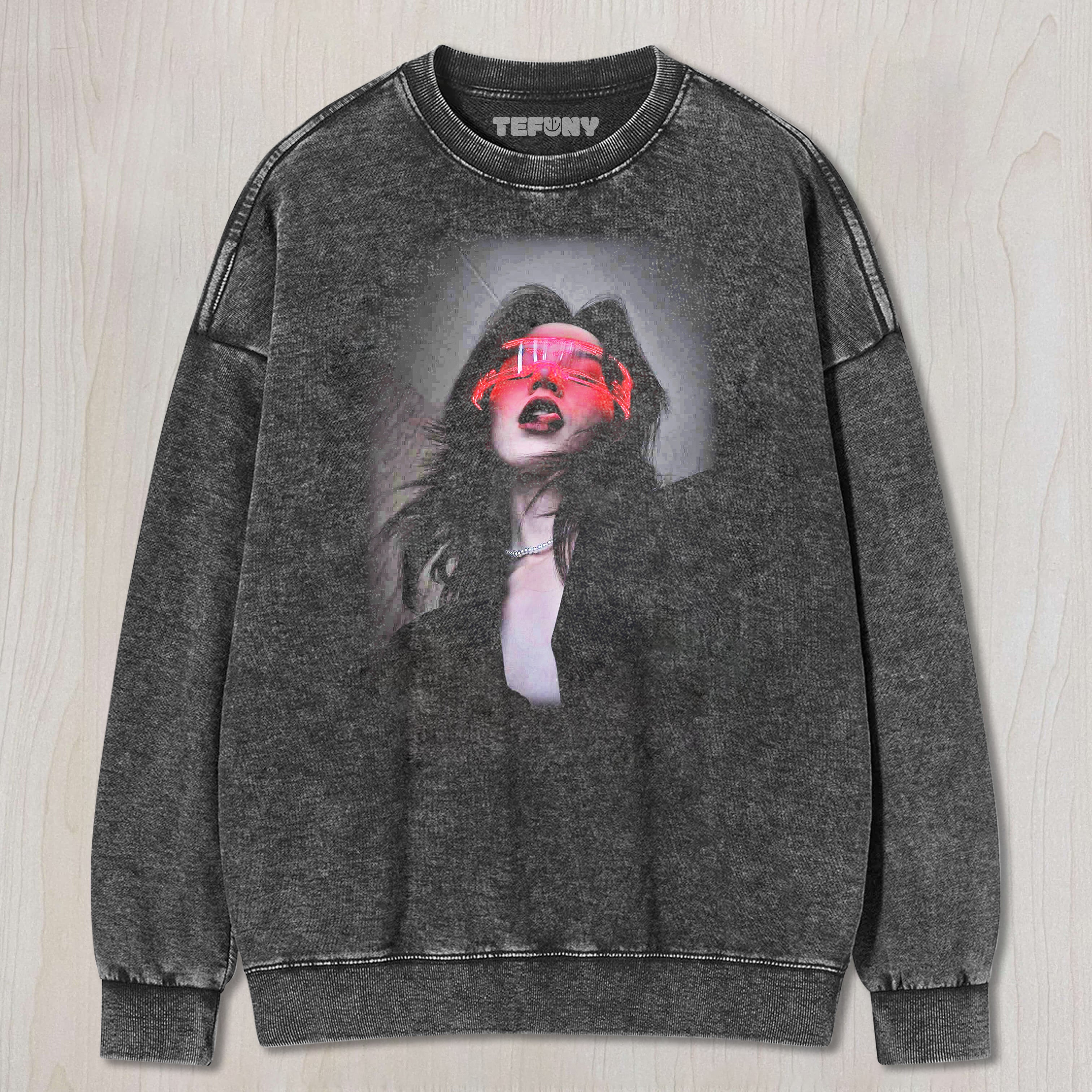 WOMAN WITH TECH GLASSES T-SHIRT